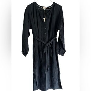 Universal Thread boho dress with belt, pockets and side slits, Black size small